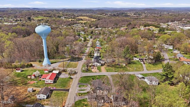 1004 North Barton Street, Johnson City, TN 37604