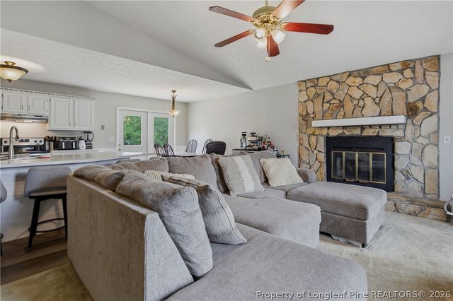 7122 Canary Drive, Fayetteville, NC 28314
