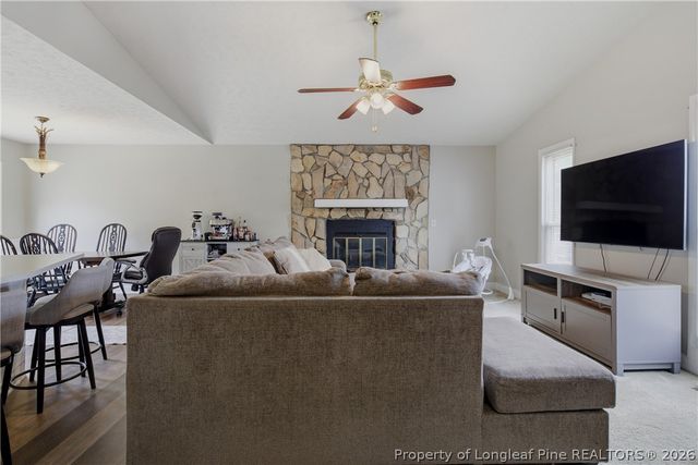 7122 Canary Drive, Fayetteville, NC 28314