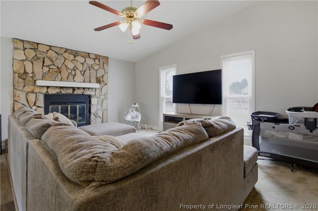 7122 Canary Drive, Fayetteville, NC 28314