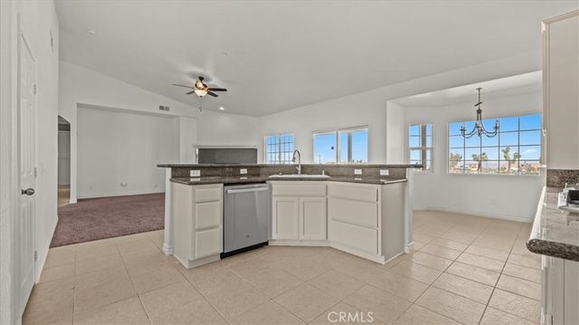 7536 Sunset Road, Phelan, CA 92371