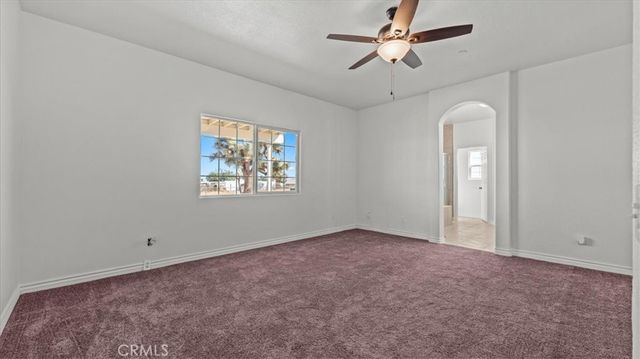 7536 Sunset Road, Phelan, CA 92371