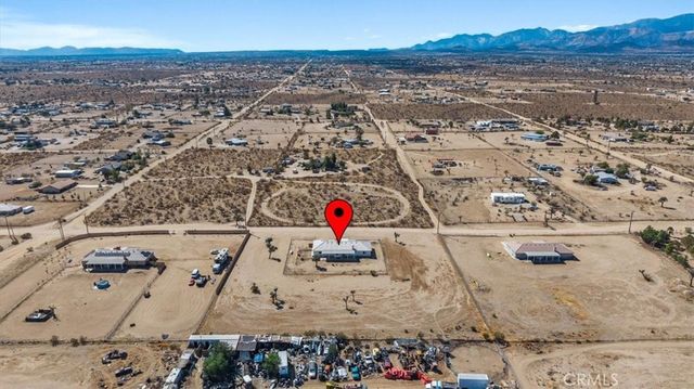 7536 Sunset Road, Phelan, CA 92371