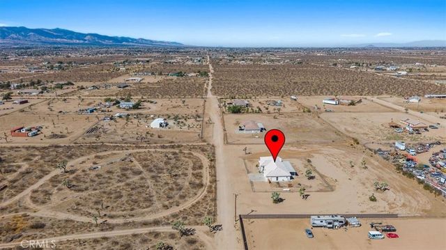 7536 Sunset Road, Phelan, CA 92371