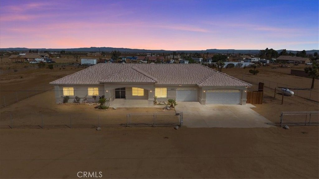 7536 Sunset Road, Phelan, CA 92371