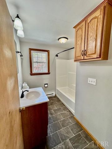 4105 Stonewall Road, Concord, VA 24538