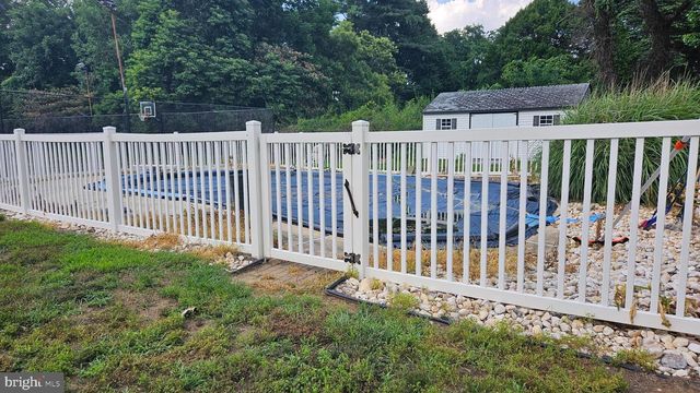 204 DALE RD, Mount Holly, NJ 08060