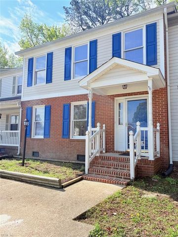 39 W Wainright DR, Poquoson, VA 23662