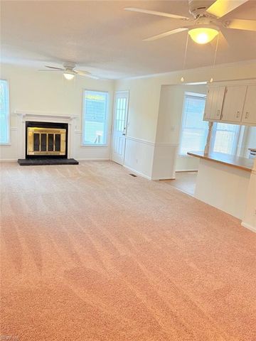39 W Wainright DR, Poquoson, VA 23662