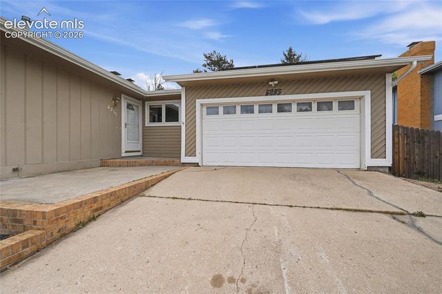 6255 Lange Drive, Colorado Springs, CO 80918