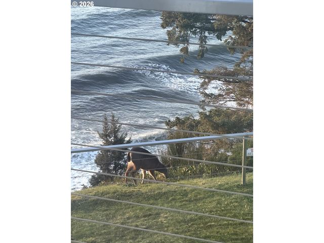 3912 SUNSET Blvd A202, Seaside, OR 97138