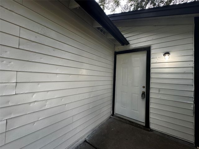 4801 Bergfield DR, Austin, TX 78744