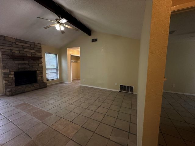 4801 Bergfield DR, Austin, TX 78744