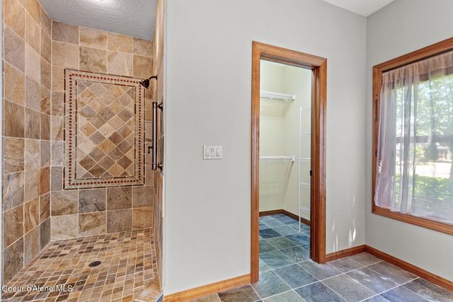 635 E Round Up Circle, Hayden, ID 83835