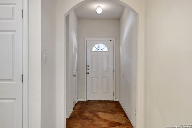 7823 Kingsbury Wood Unit 4, San Antonio, TX 78240