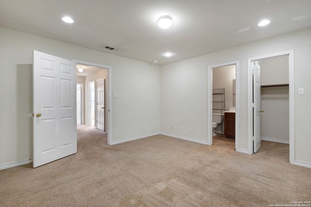 7823 Kingsbury Wood Unit 4, San Antonio, TX 78240