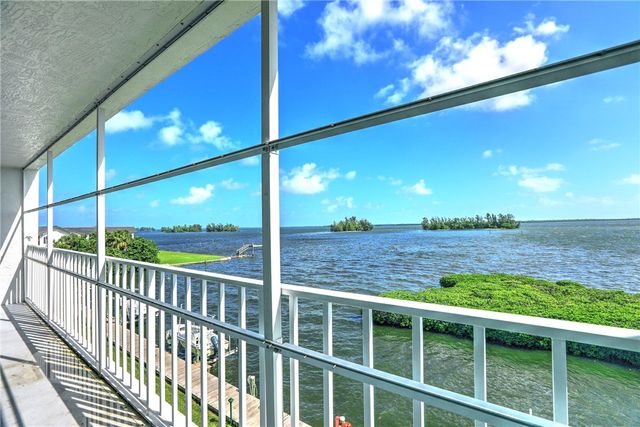 6045 River Run Drive 6045, Sebastian, FL 32958