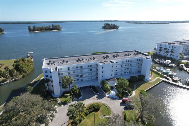 6045 River Run Drive 6045, Sebastian, FL 32958