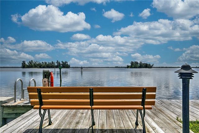 6045 River Run Drive 6045, Sebastian, FL 32958