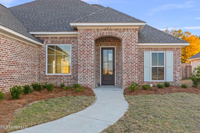 123 Lewis Farms Drive, Madison, MS 39110
