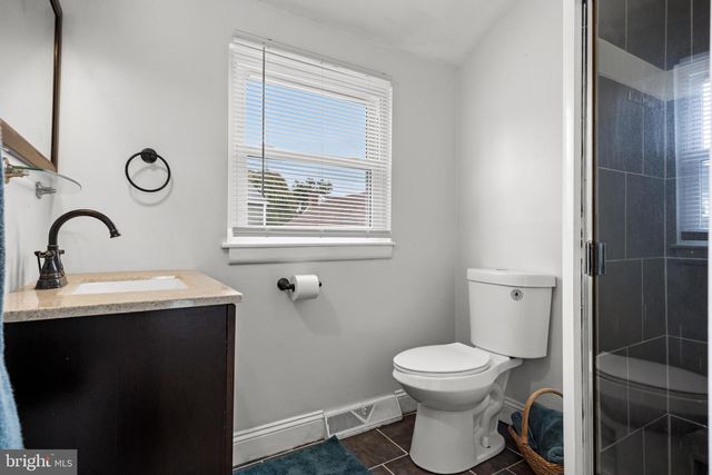 214 LINCOLN AVE, Edgewater Park Twp, NJ 08010
