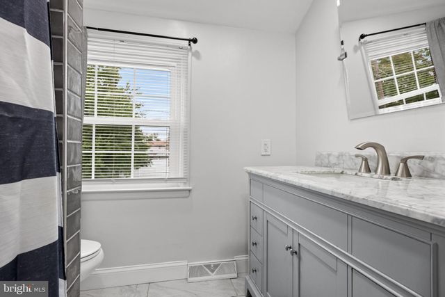 214 LINCOLN AVE, Edgewater Park Twp, NJ 08010