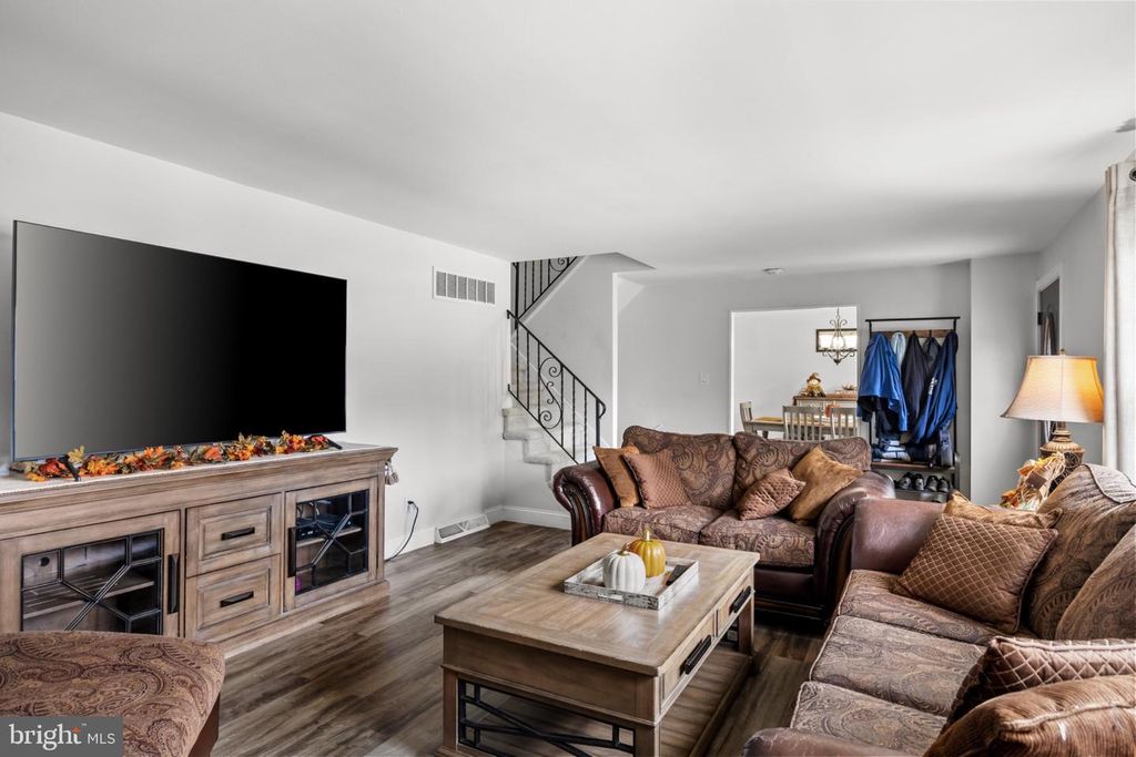 214 LINCOLN AVE, Edgewater Park Twp, NJ 08010 — photo 5