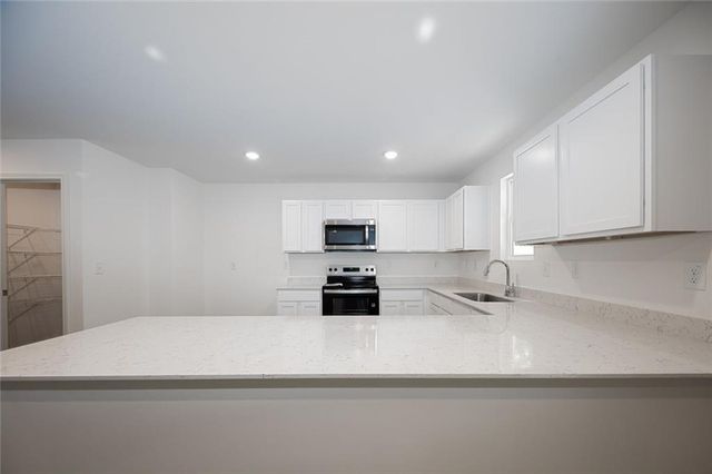213 TJ's Trail, Hogansville, GA 30230