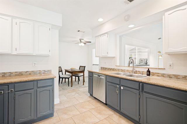 1200 Colmar Drive, Plano, TX 75023