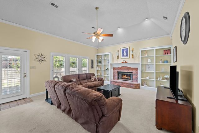 6739 STONETRACE DR, Bartlett, TN 38135