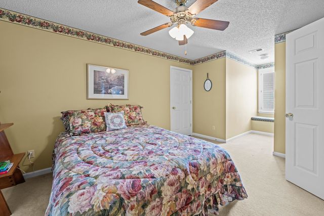 6739 STONETRACE DR, Bartlett, TN 38135