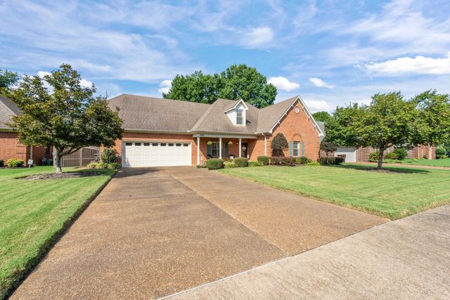 6739 STONETRACE DR, Bartlett, TN 38135