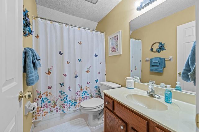 6739 STONETRACE DR, Bartlett, TN 38135