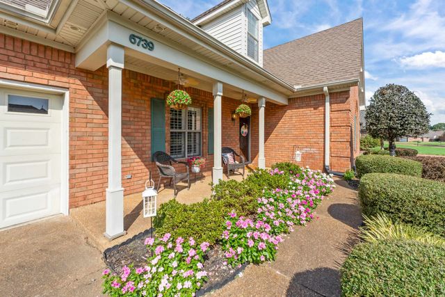 6739 STONETRACE DR, Bartlett, TN 38135