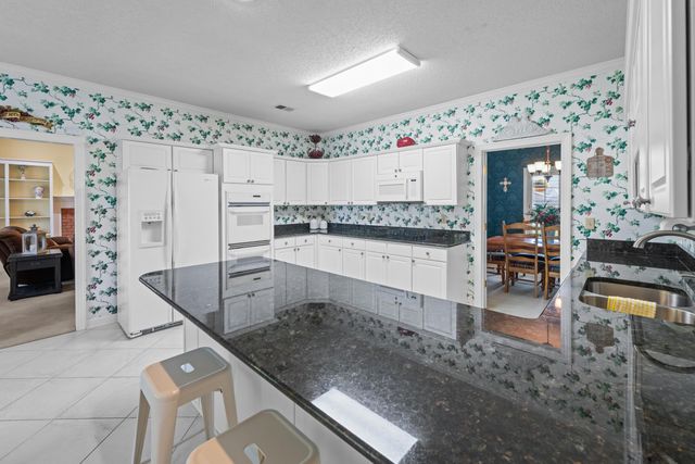 6739 STONETRACE DR, Bartlett, TN 38135