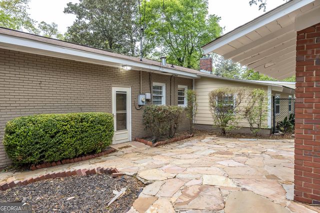 1700 N Dixon Drive, Columbus, GA 31906