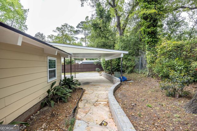 1700 N Dixon Drive, Columbus, GA 31906