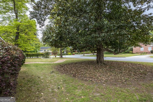 1700 N Dixon Drive, Columbus, GA 31906