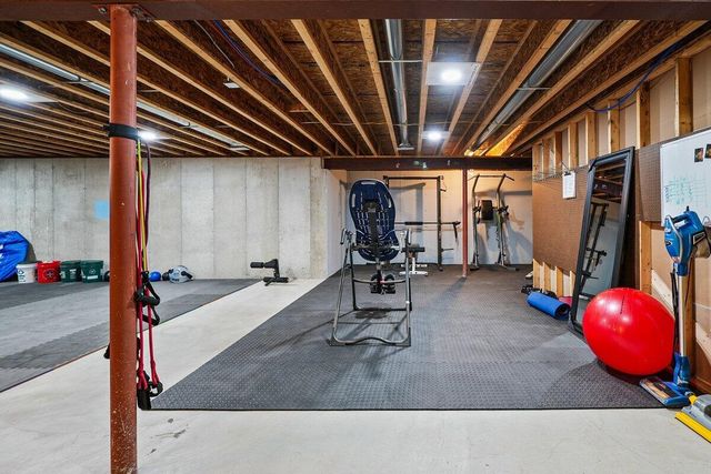 715 Vanessa Way, Kouts, IN 46347