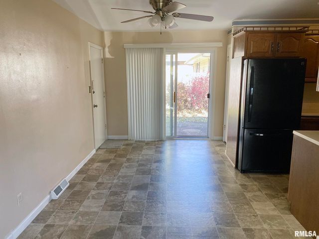 1829 W DAYTONA Drive, Peoria, IL 61614