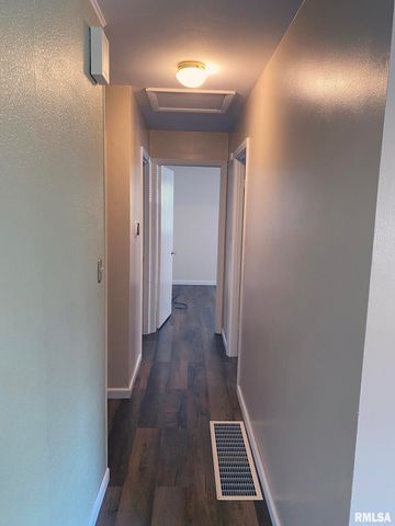 1829 W DAYTONA Drive, Peoria, IL 61614