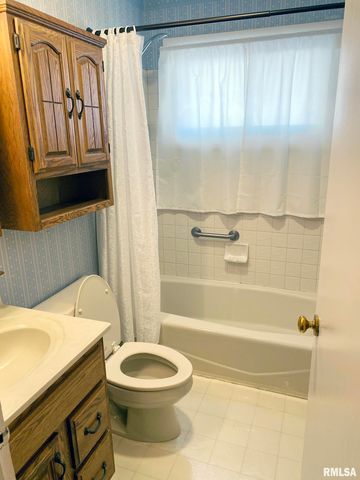 1829 W DAYTONA Drive, Peoria, IL 61614