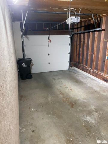 1829 W DAYTONA Drive, Peoria, IL 61614