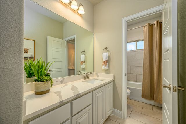 1434 Pecos Street, Van Alstyne, TX 75495