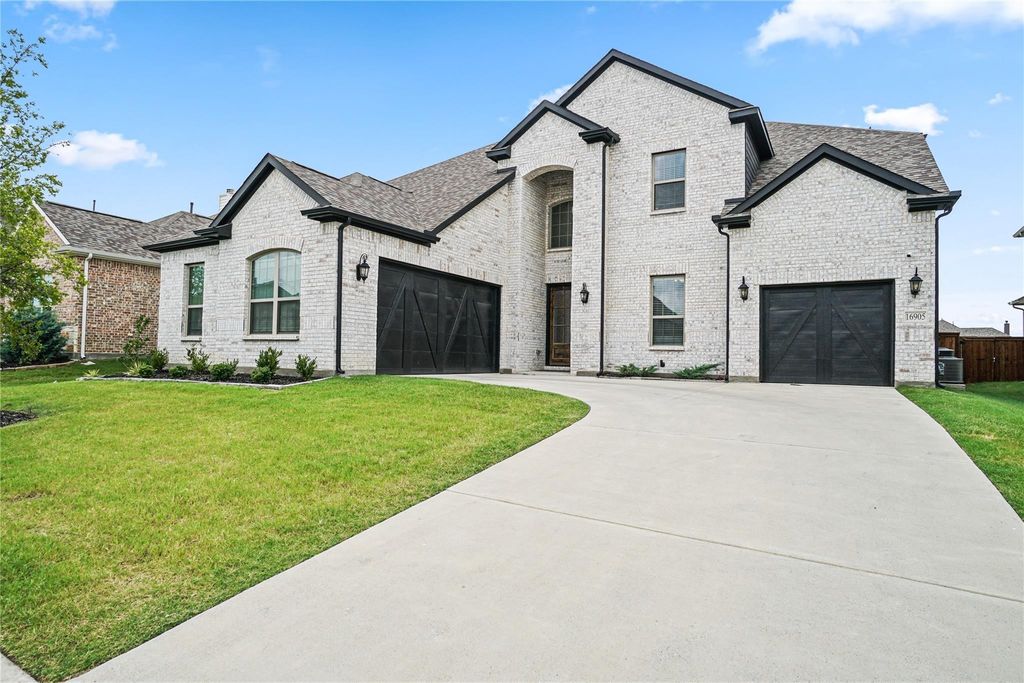 1434 Pecos Street, Van Alstyne, TX 75495