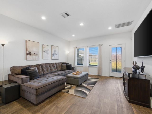 14846 Cypress Hollow Drive, New Caney, TX 77357