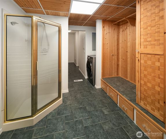 10157 SW 263rd Street, Vashon, WA 98070