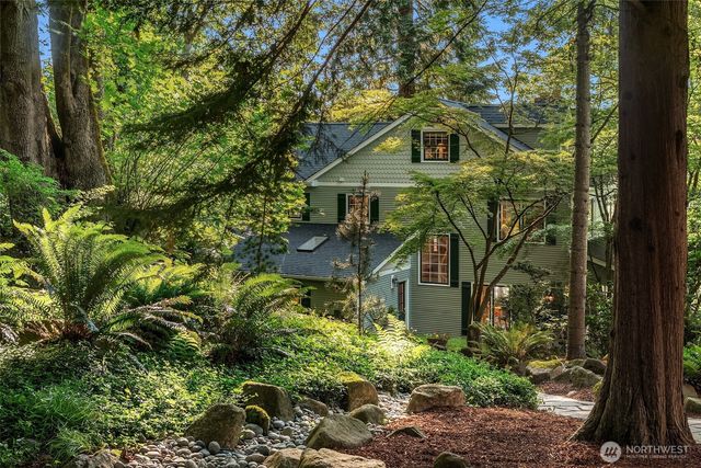 10157 SW 263rd Street, Vashon, WA 98070