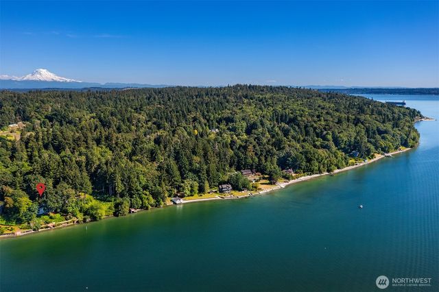 10157 SW 263rd Street, Vashon, WA 98070