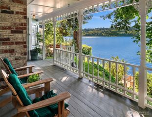 10157 SW 263rd Street, Vashon, WA 98070